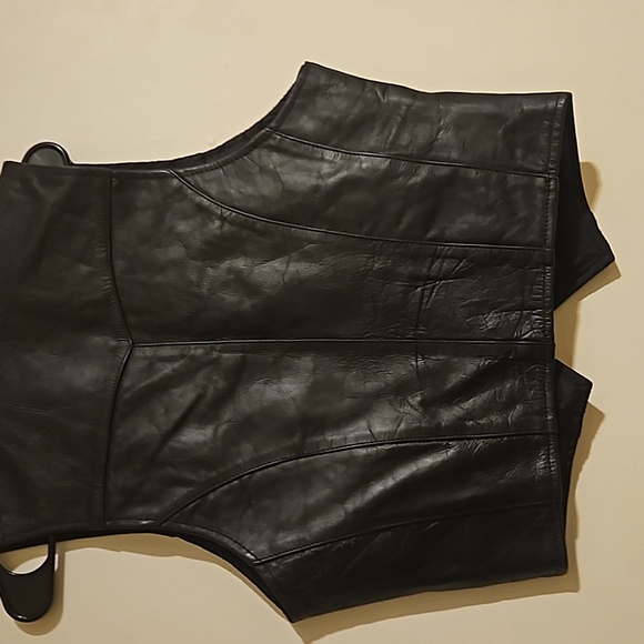 Leather Biker Vest - Picture 5 of 12